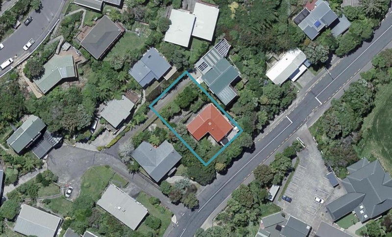 20 Chartwell Drive, Crofton Downs, Wellington - Carousel 1