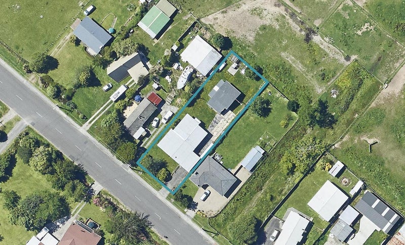 21 Lee Road, Hannahs Bay, Rotorua - Carousel 1