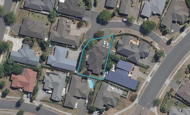 3 Westbury Mews, Huntington, Hamilton - Carousel 1