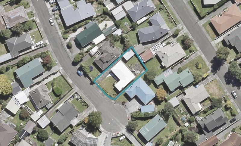 9 Parera Grove, Heretaunga, Upper Hutt - Carousel 1