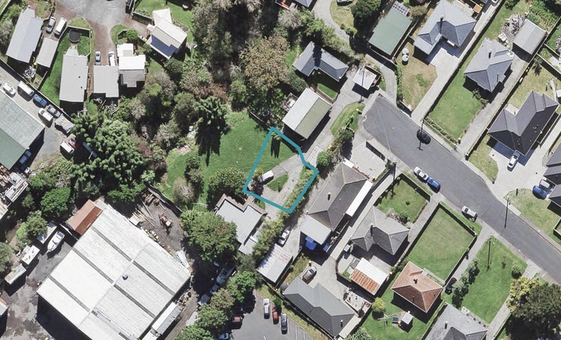 86C Kelman Road, Kelston, Auckland - Carousel 1