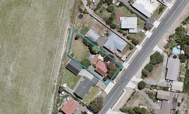 69 Rogers Road, Bay View, Napier - Carousel 1