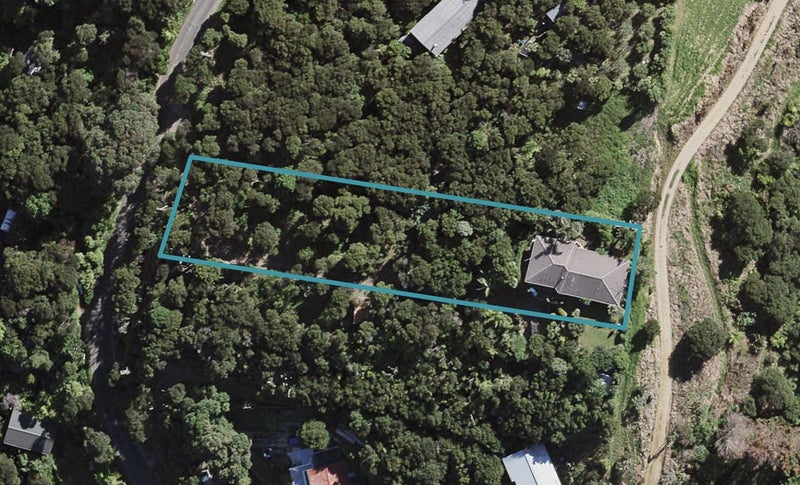 57 Crescent Road East, Ostend, Waiheke Island - Carousel 1