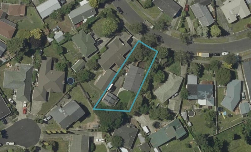 97 Ruamahanga Crescent, Terrace End, Palmerston North - Carousel 1