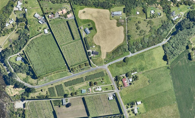2 Rarapua Place, Te Puna, Tauranga - Carousel 1