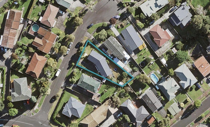 5 Crecy Place, New Windsor, Auckland - Carousel 1