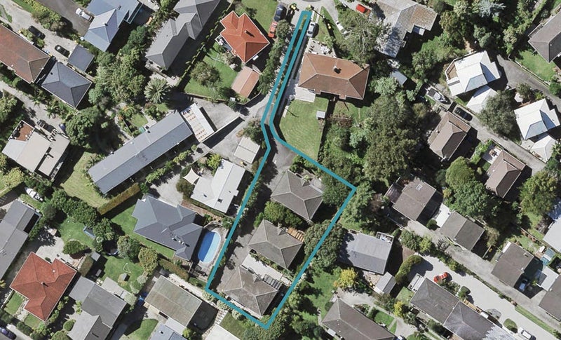 2/7 Fifeshire Street, Belmont, Auckland - Carousel 1
