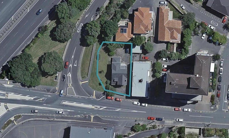 36 Hawkestone Street, Thorndon, Wellington - Carousel 1