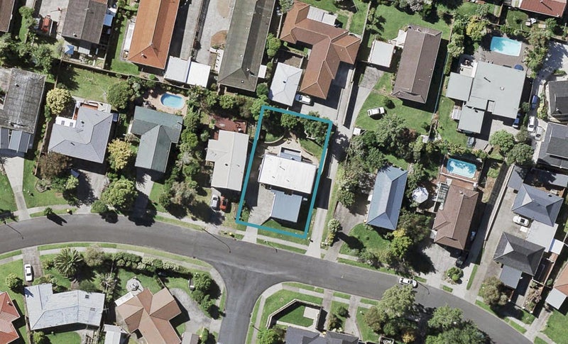 30 Galvan Avenue, Sunnyhills, Auckland - Carousel 1