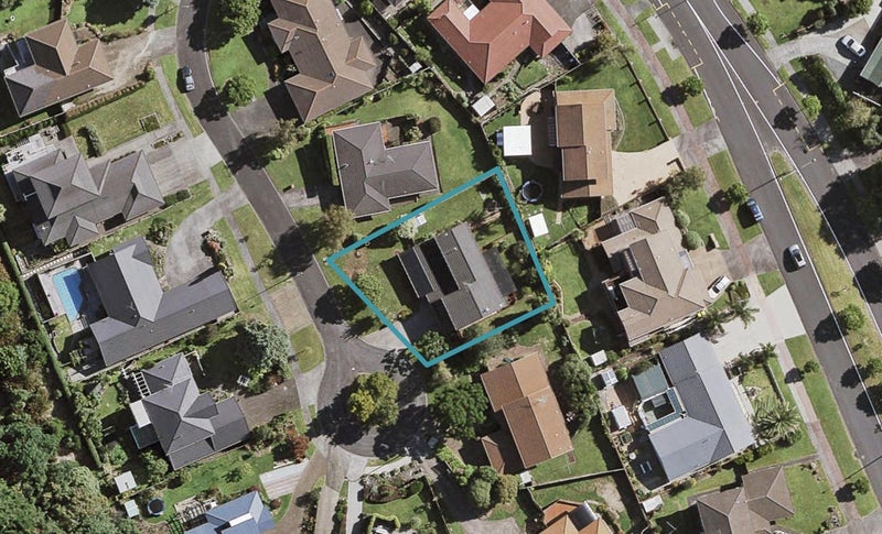 8 Larkspur Court, The Gardens, Auckland - Carousel 1