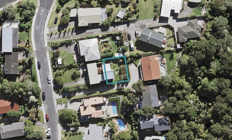 10B Arcadia Crescent, Bayview, Auckland - Carousel 1