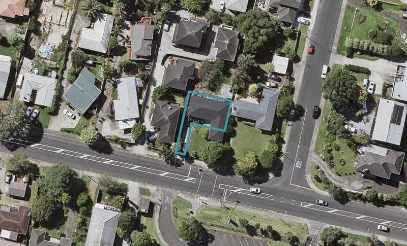 26B Reeves Road, Pakuranga, Auckland - Carousel 1