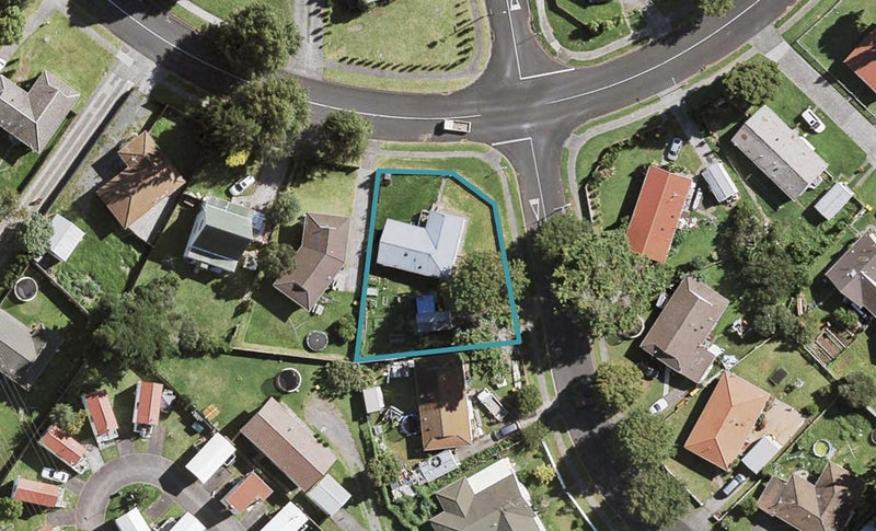 59 Kindergarten Drive, Conifer Grove, Takanini - Carousel 1