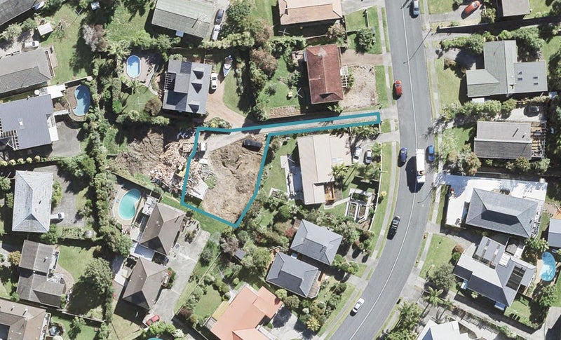 119 Stapleford Crescent, Browns Bay, Auckland - Carousel 1