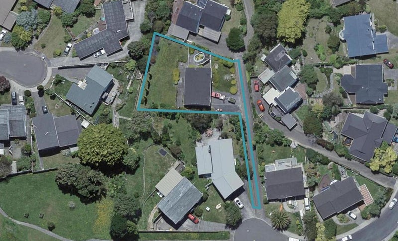 26 Caesars Place, Churton Park, Wellington - Carousel 1