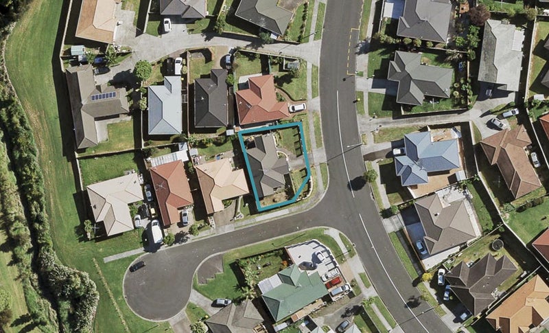 1 Belleek Close, Weymouth, Auckland - Carousel 1