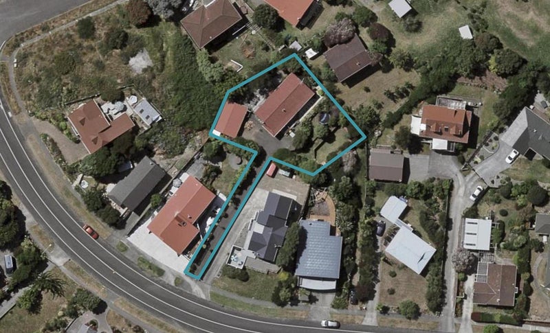 145 Weggery Drive, Waikanae Beach, Waikanae - Carousel 1