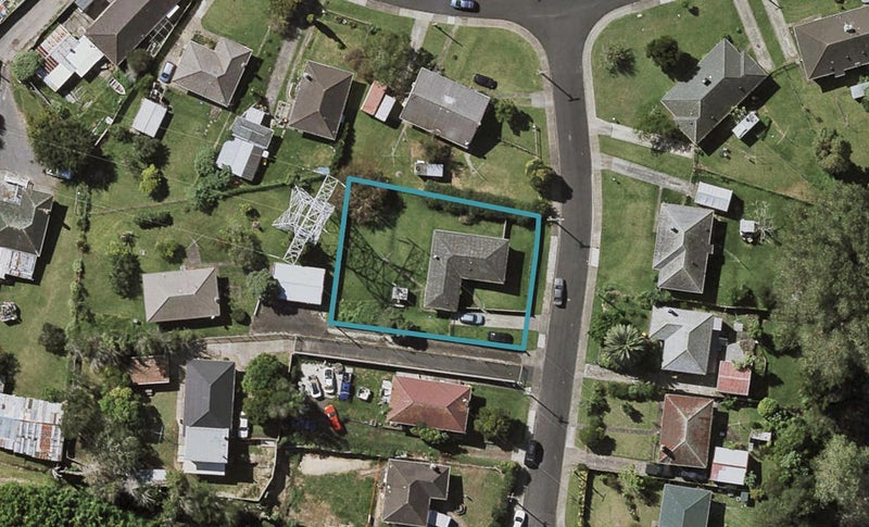 3 Lawrence Place, Otara, Auckland - Carousel 1