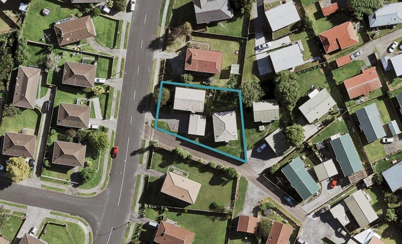 47 Maplesden Drive, Clendon Park, Auckland - Carousel 1