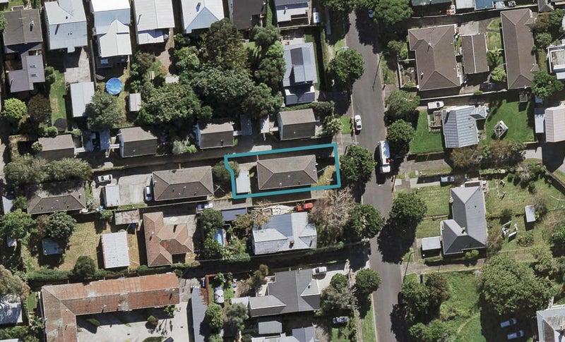 1/66 Spring Street, Onehunga, Auckland - Carousel 1