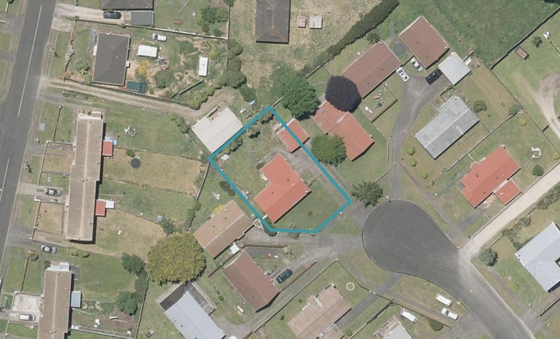 57 Wembley Place, Whanganui East, Whanganui - Carousel 1