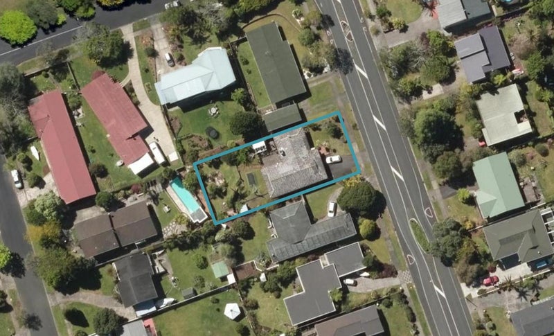 19 Fairway Drive, Kamo, Whangarei - Carousel 1