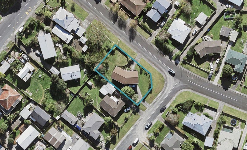 24 Blue Spur Way, Glendene, Auckland - Carousel 1