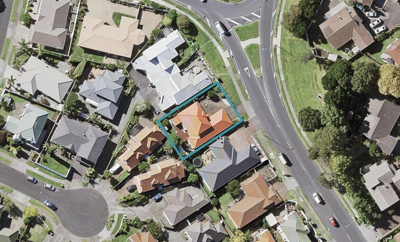 33 Fortunes Road, Half Moon Bay, Auckland - Carousel 1