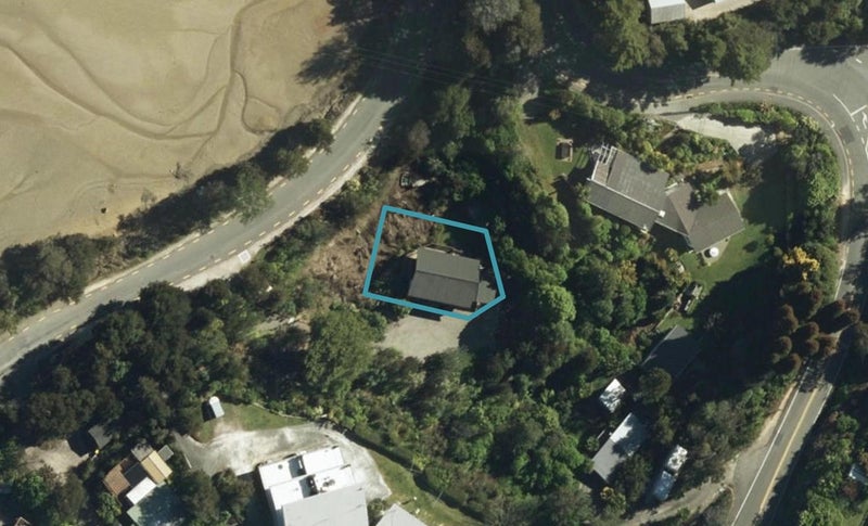 19 Martin Farm Road, Kaiteriteri - Carousel 1