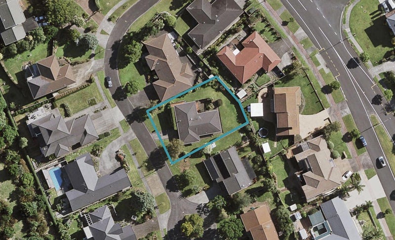 6 Larkspur Court, The Gardens, Auckland - Carousel 1