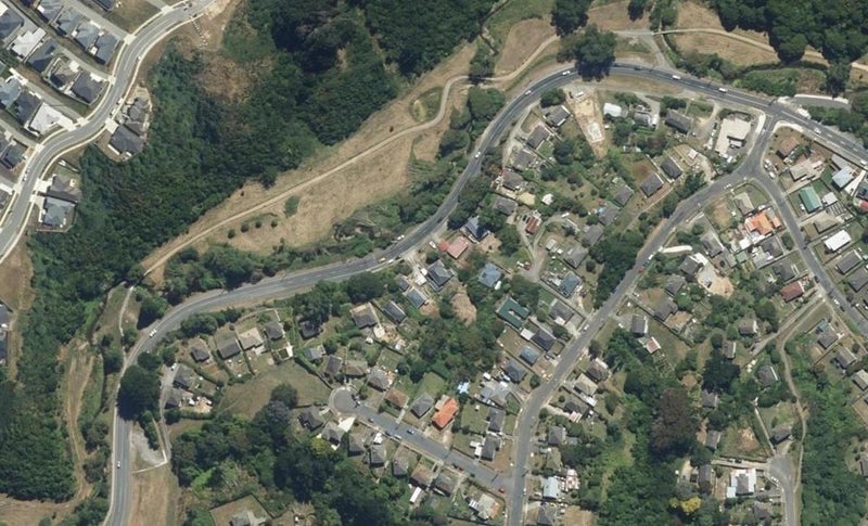 38 Champion Street, Ranui, Porirua - Carousel 1