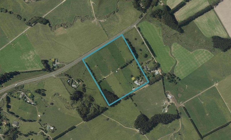 255 Old Road, LINTON, PALMERSTON NORTH - Carousel 1