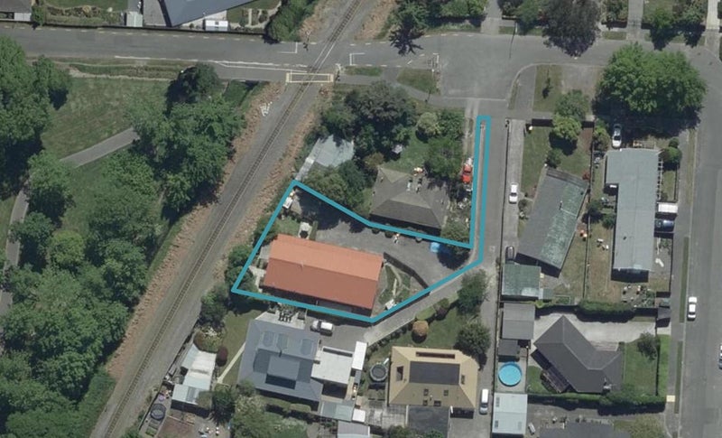 2/47 Barnes Road, Redwood, Christchurch - Carousel 1