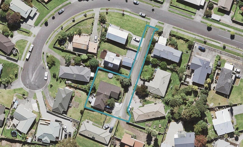 14 Carillon Place, Massey, Auckland - Carousel 1