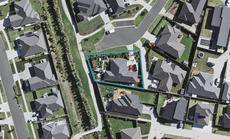 7 Mirabell Place, Patumahoe ,   - Carousel 1