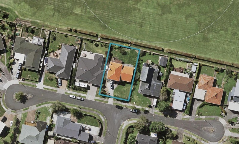 48 Kentigern Close, Pakuranga, Auckland - Carousel 1