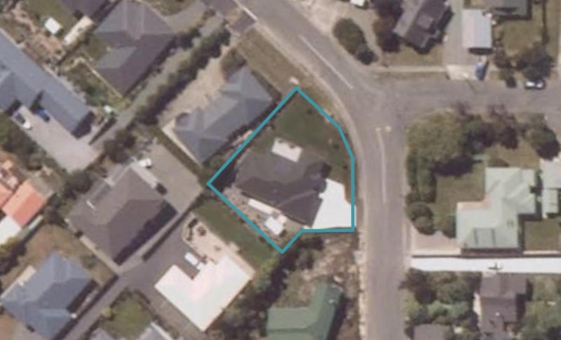 8 Oban Street, Holmes Hill, Oamaru - Carousel 1