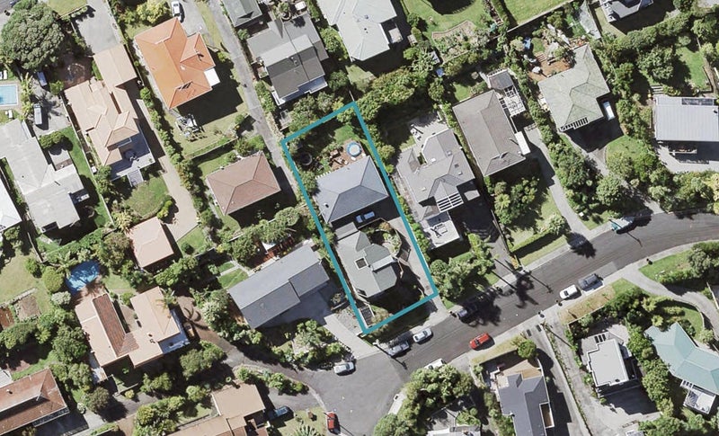 2/27 Jellicoe Road, Murrays Bay, Auckland - Carousel 1