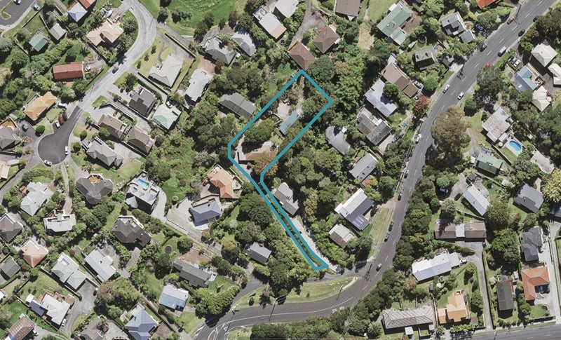 10 Archers Road, Glenfield, Auckland - Carousel 1