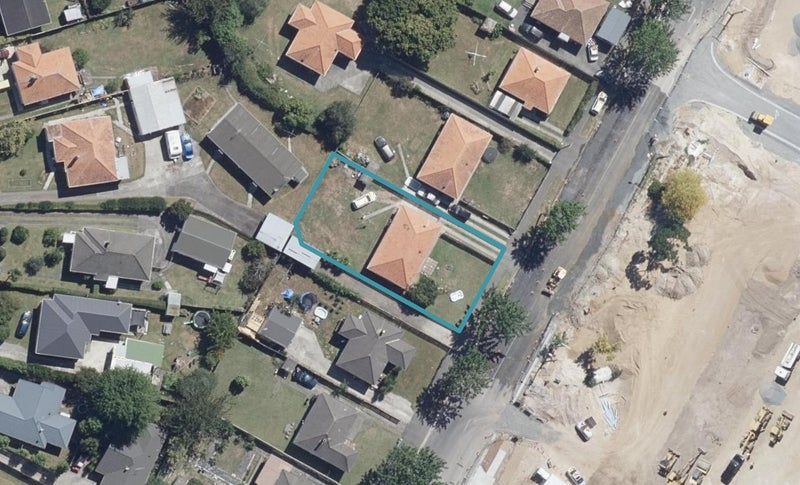 45 Old Farm Road, Hamilton East, Hamilton - Carousel 1