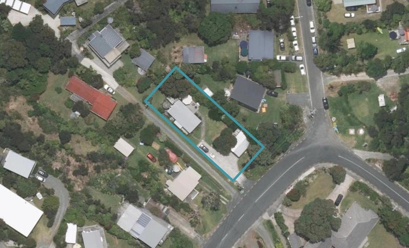 69 Wintle Street, Mangawhai Heads, Mangawhai - Carousel 1