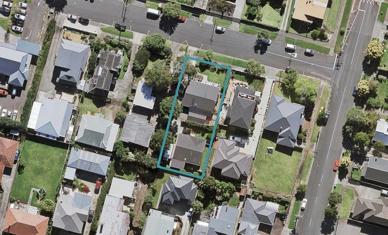 6A Quest Terrace, Mount Roskill, Auckland - Carousel 1