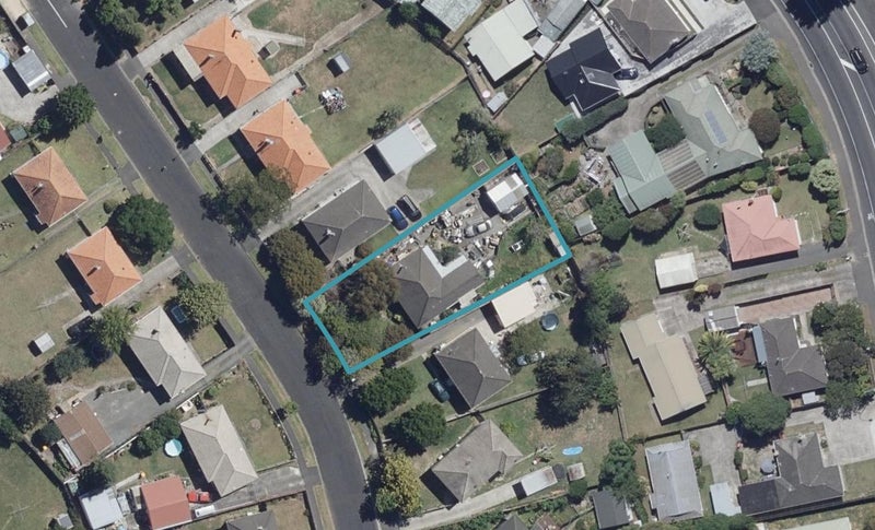 36 Douglas Crescent, Fairfield, Hamilton - Carousel 1