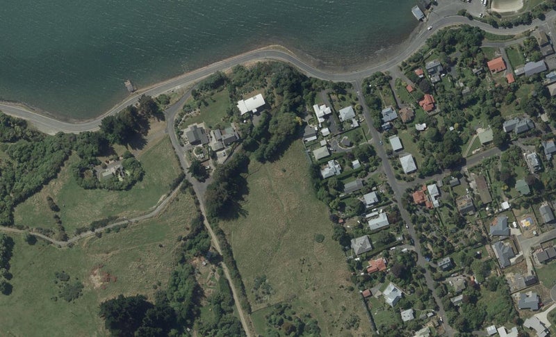 9 Batham Way, Broad Bay, Dunedin - Carousel 1