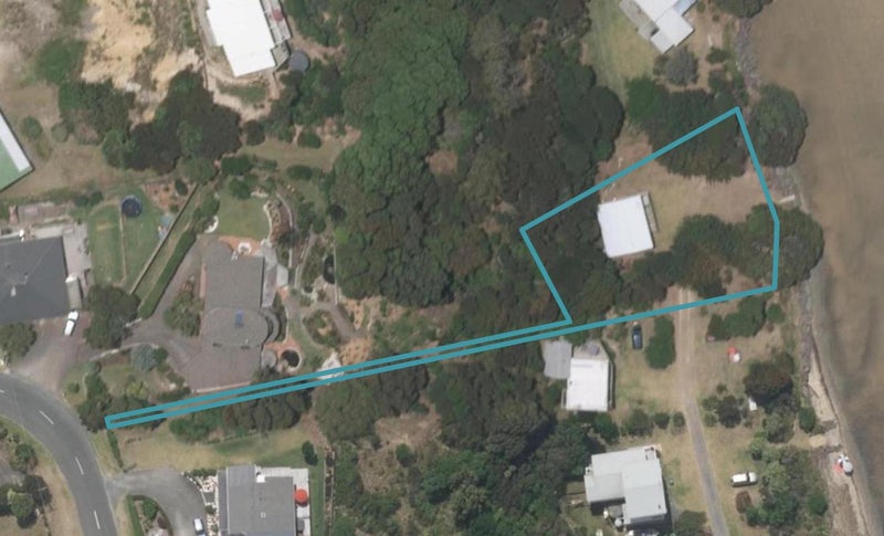 15 Cheviot Street, Mangawhai Heads, Mangawhai - Carousel 1