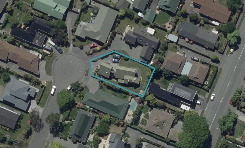 8 Ringwood Place, Avonhead, Christchurch - Carousel 1
