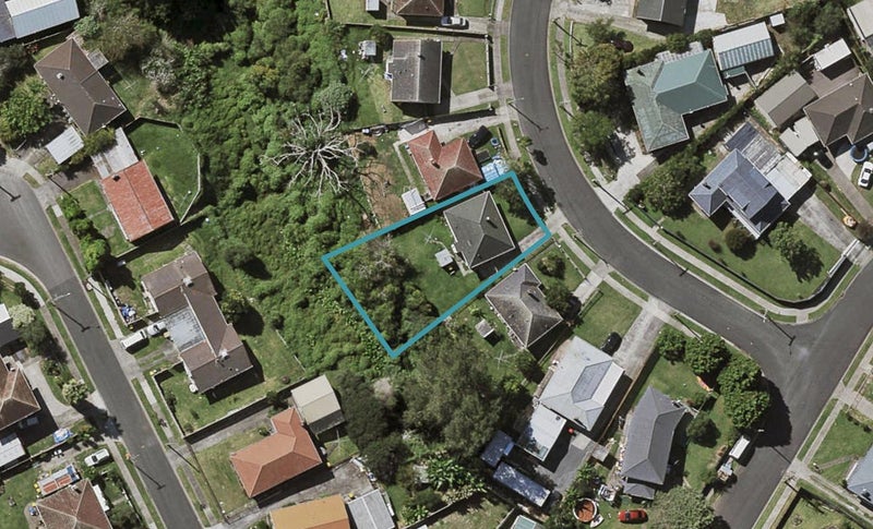 57 Antrim Crescent, Otara, Auckland - Carousel 1