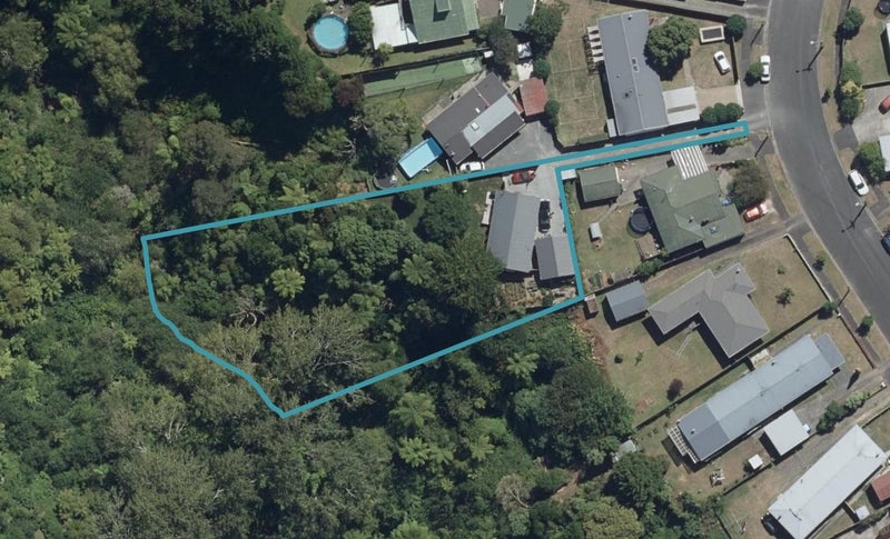67 Fitzroy Avenue, Fitzroy, Hamilton - Carousel 1