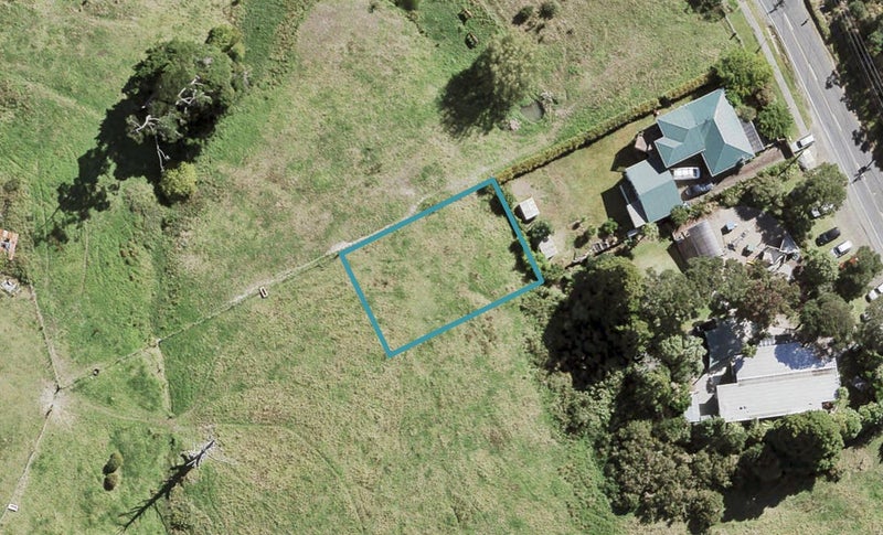 7 Wheki Place, SWANSON, AUCKLAND - Carousel 1