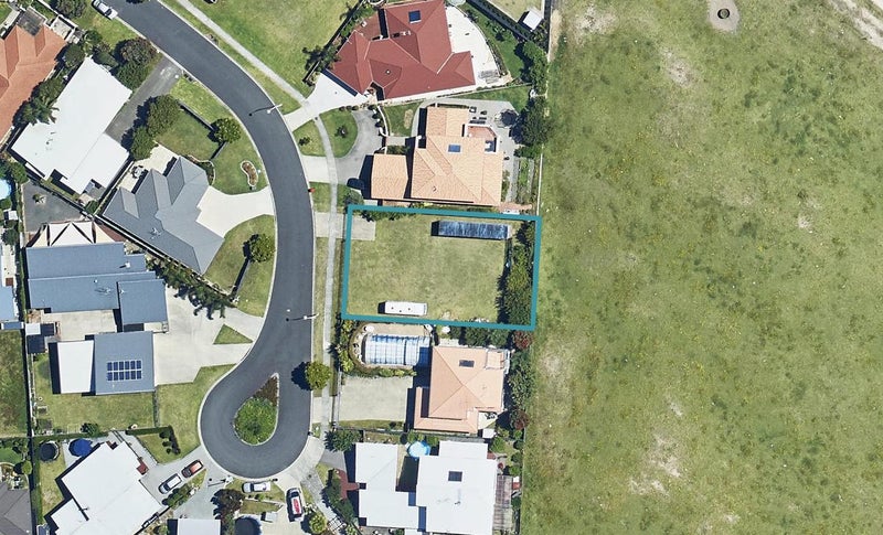 31 Coral Drive, Papamoa Beach, Papamoa - Carousel 1
